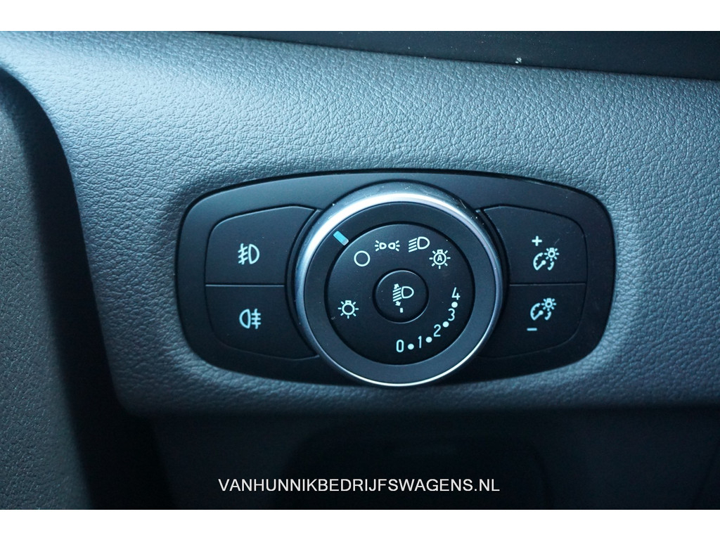 34580086-ford-transit-custom-19