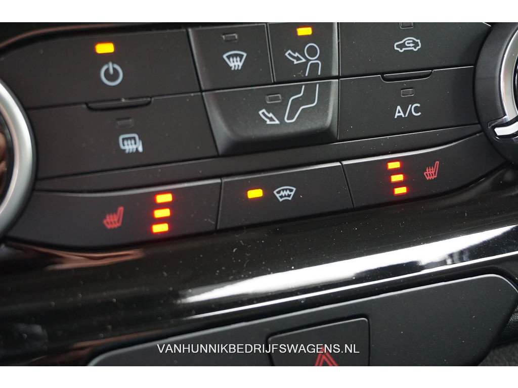 34752967-ford-transit-custom-14