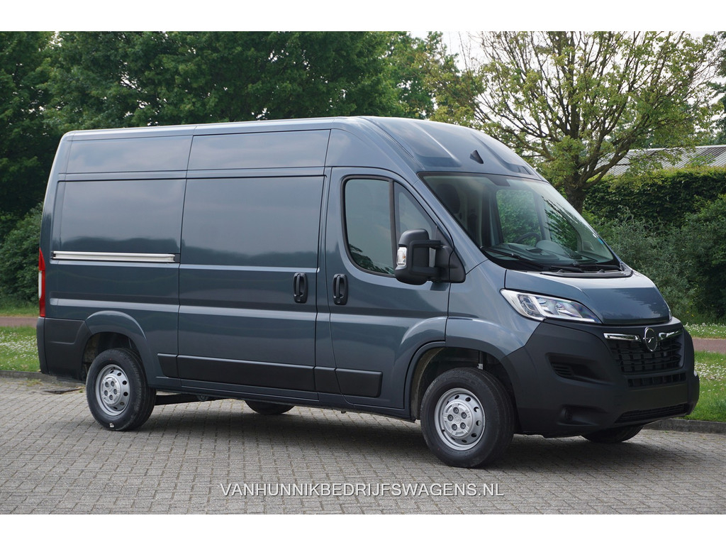 35569490-opel-movano-6