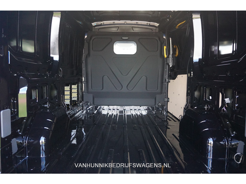 37191044-ford-transit-5