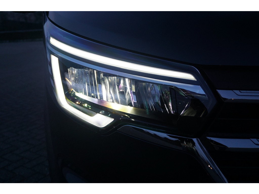 37242407-renault-trafic-20