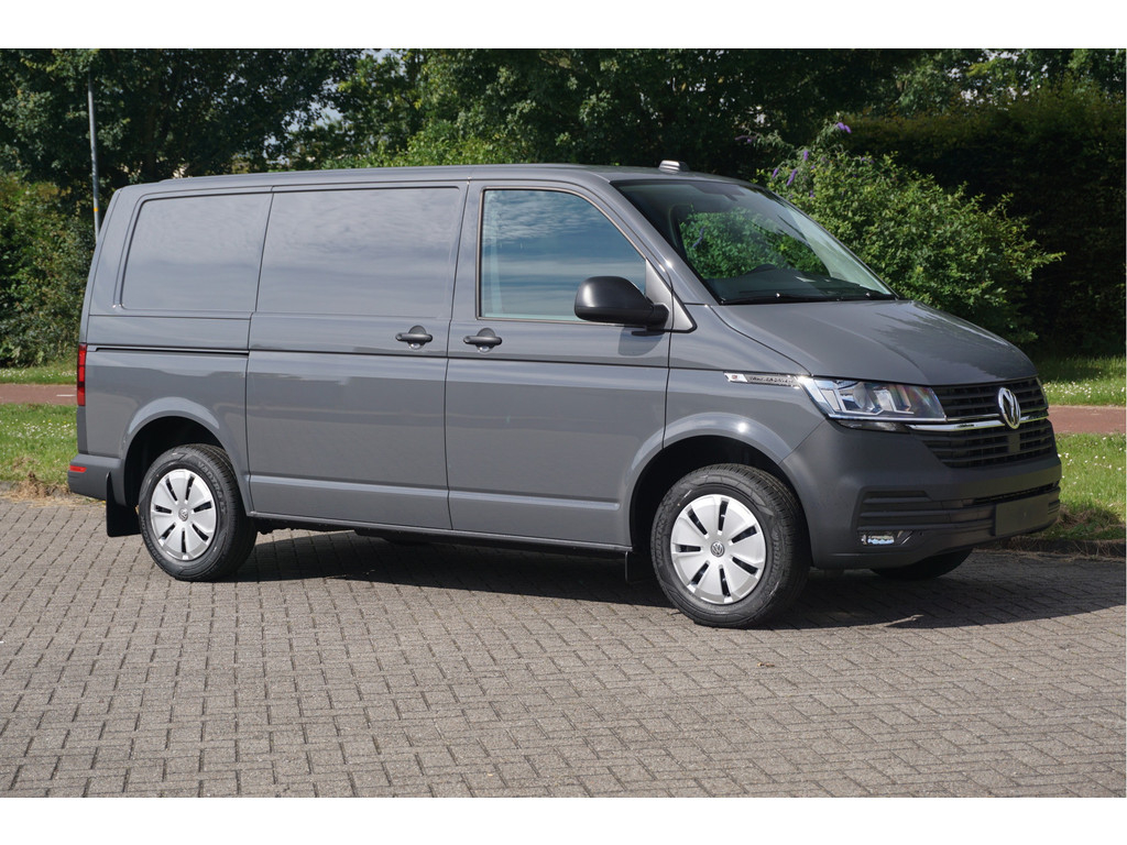 38921718-volkswagen-transporter-6