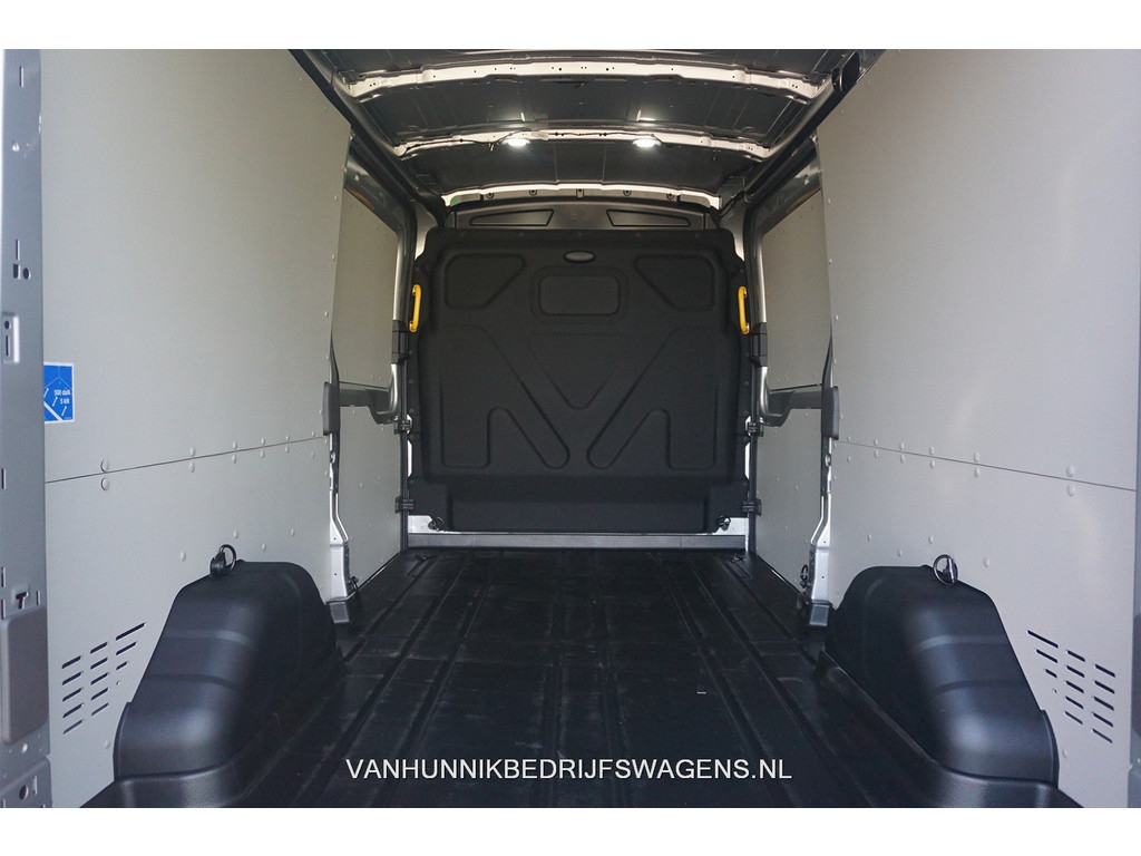 39482715-ford-transit-7