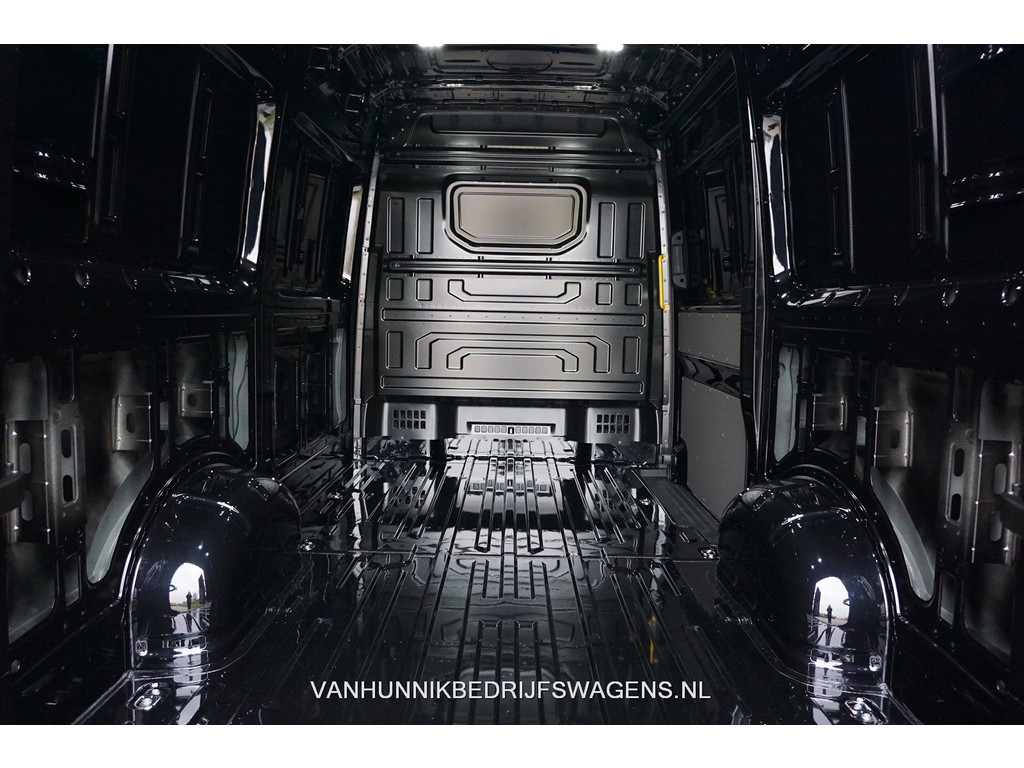 39604777-volkswagen-crafter-7