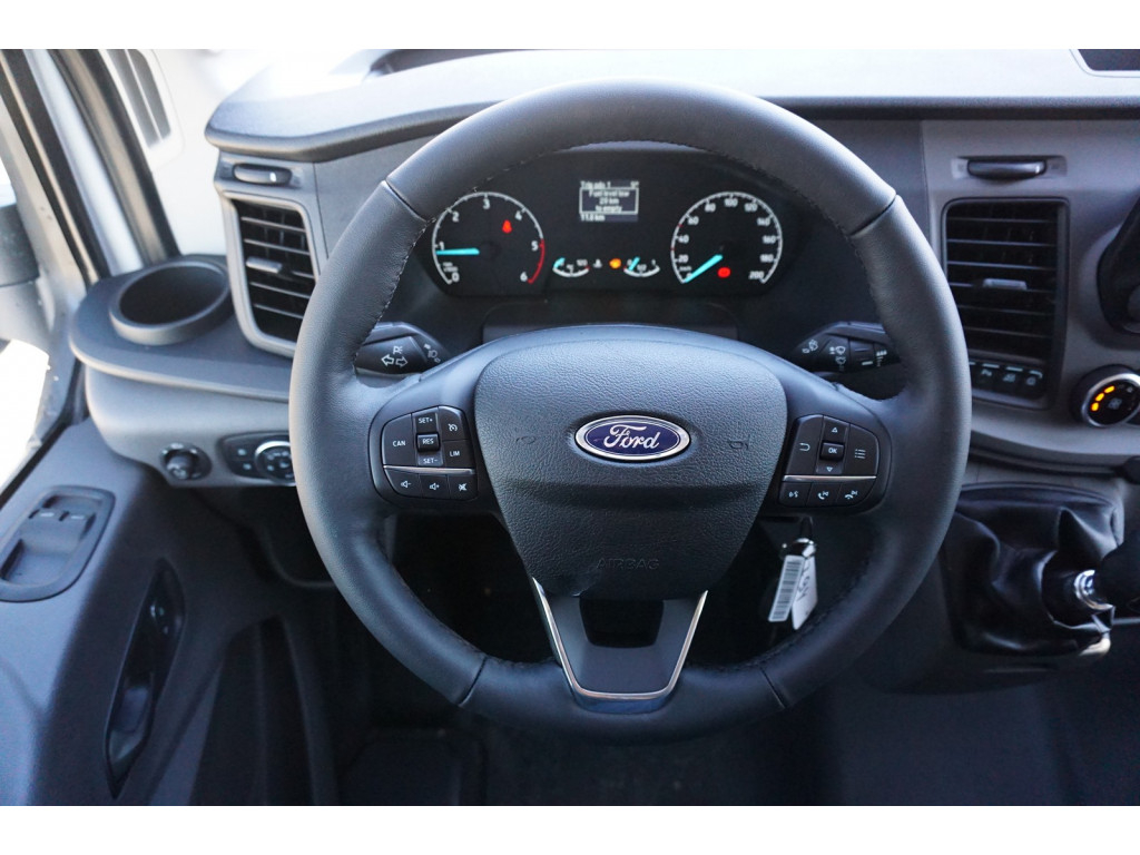 40041877-ford-transit-10