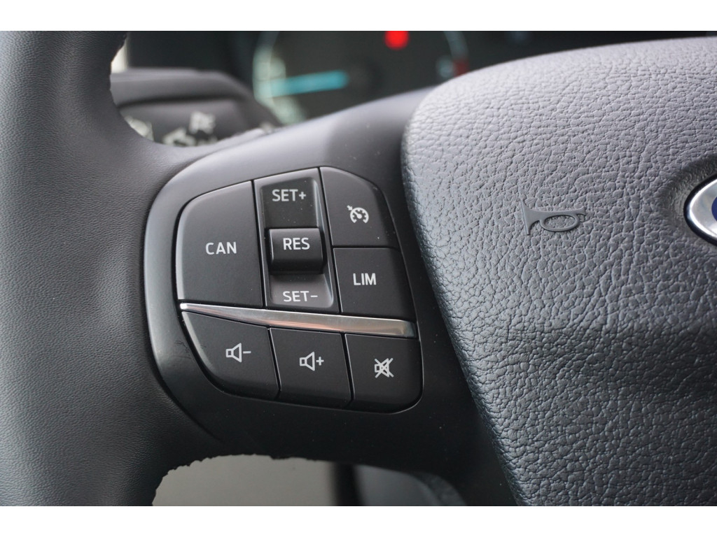 40041877-ford-transit-13