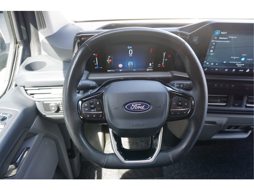 40244825-ford-transit-custom-18