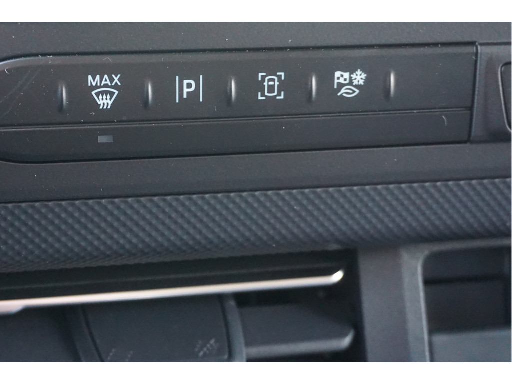 40299673-ford-transit-custom-15