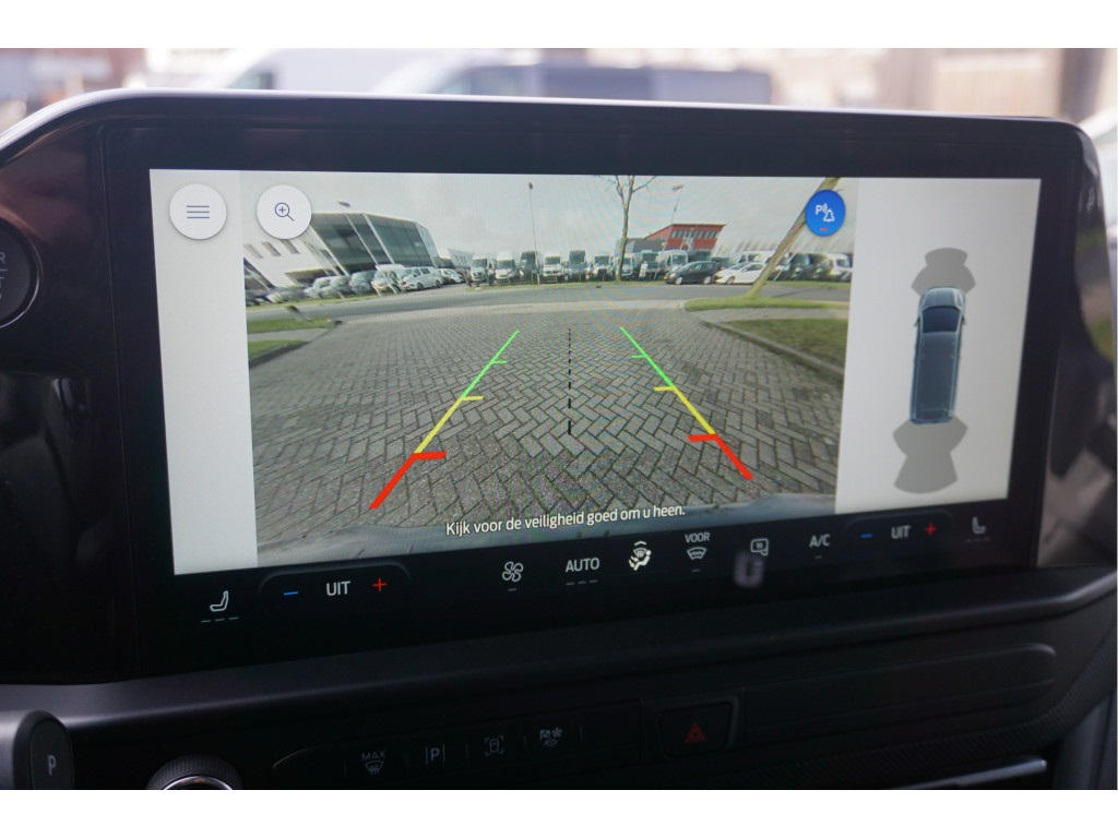 40663347-ford-transit-custom-11