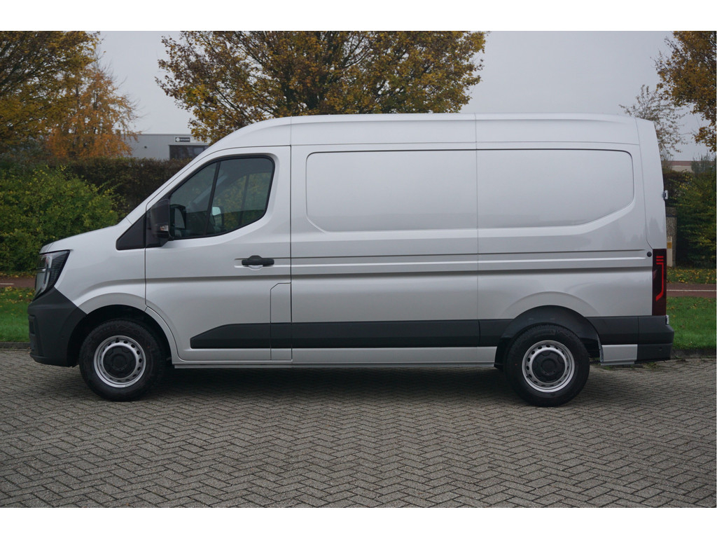 41211710-renault-master-2