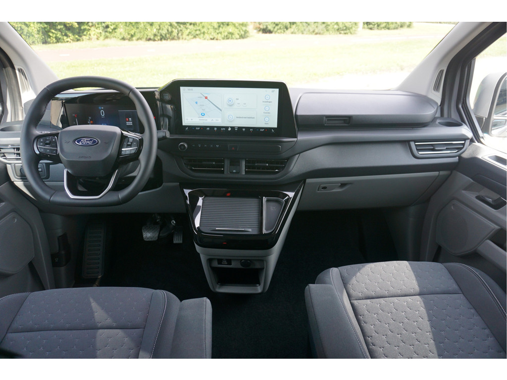 41262211-ford-transit-custom-9