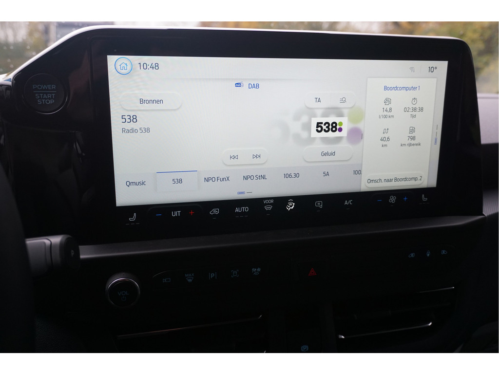 41423778-ford-transit-custom-10