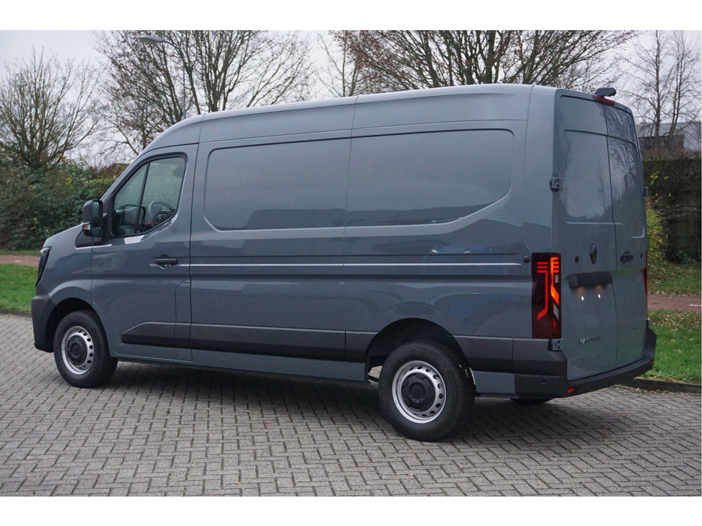 41435122-renault-master-3