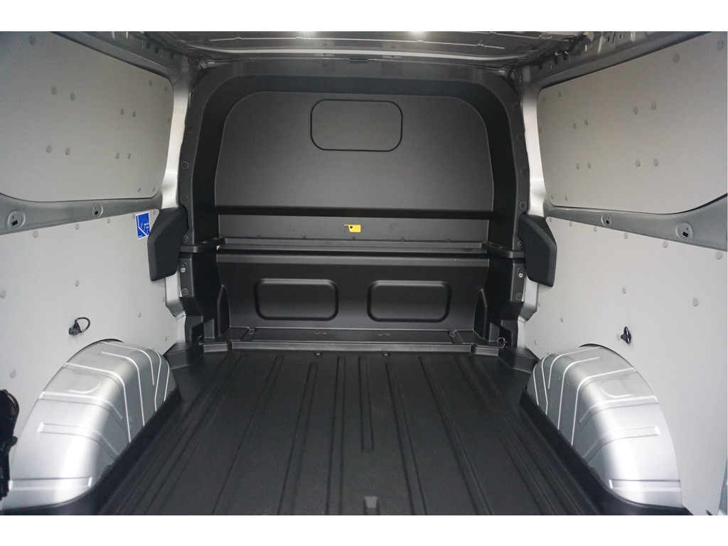 42215397-ford-transit-custom-7