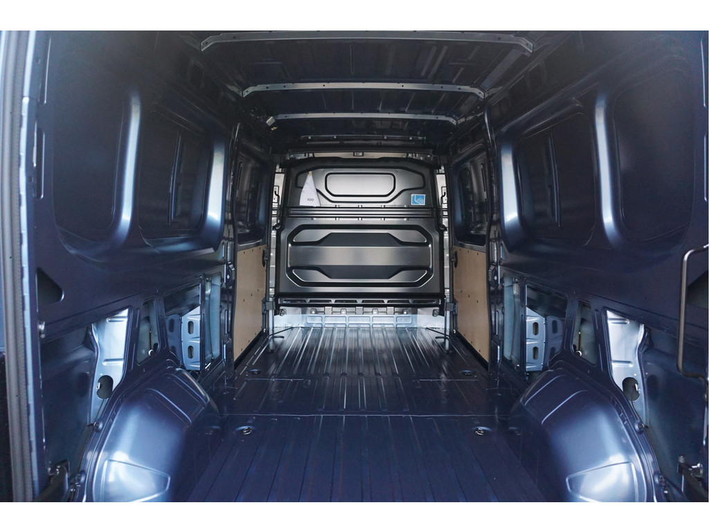 42230848-renault-master-6