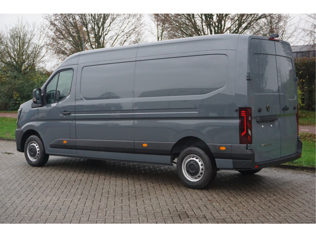 42230976-renault-master-3