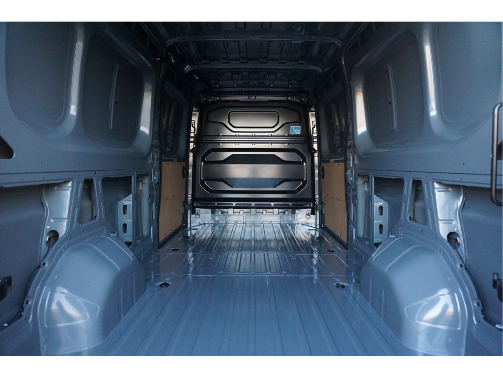 42315346-renault-master-7