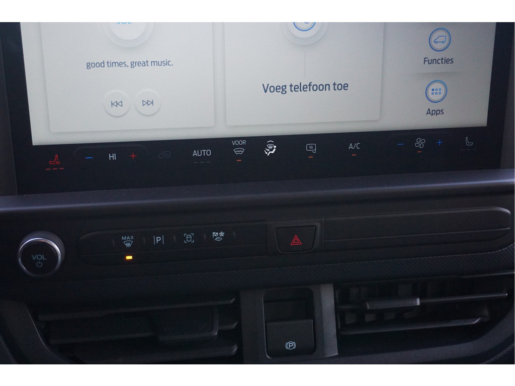 42668948-ford-transit-custom-13