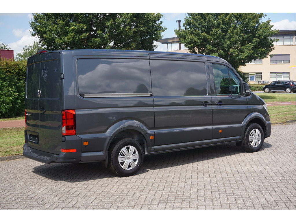 42675825-volkswagen-crafter-4