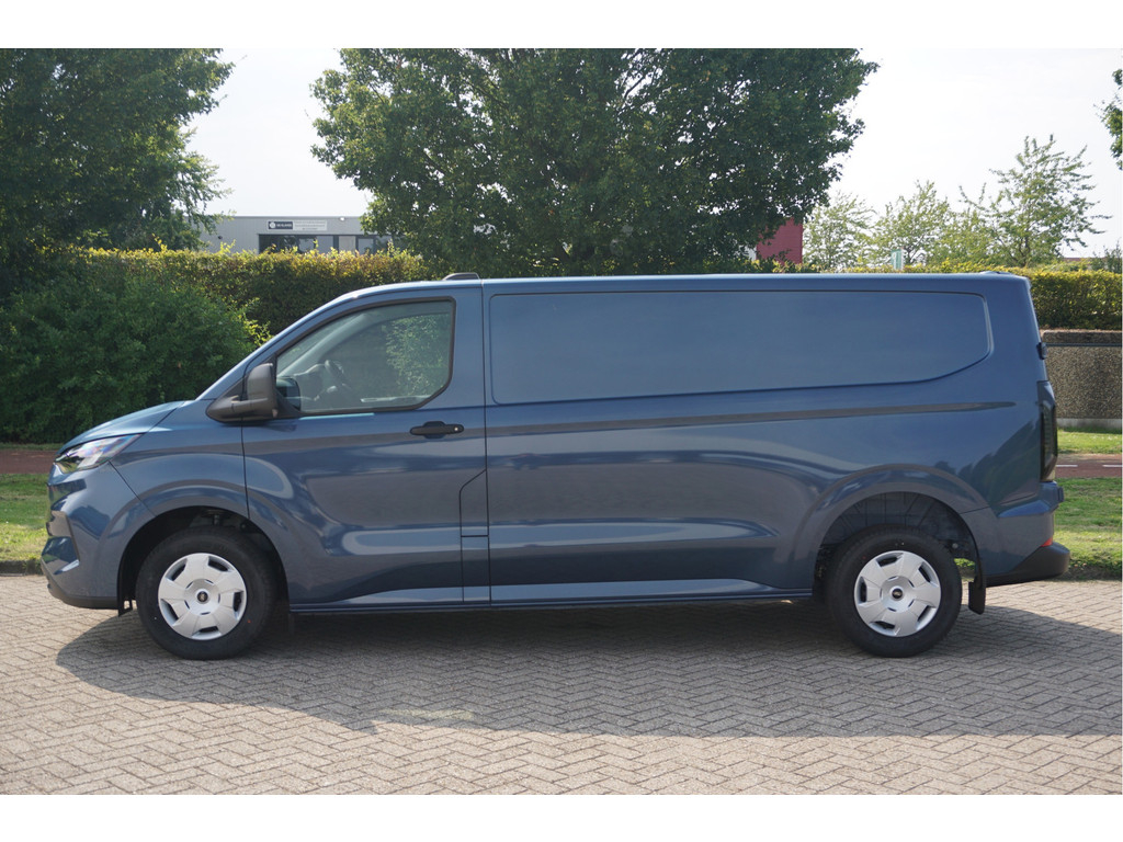 42726033-ford-transit-custom-2