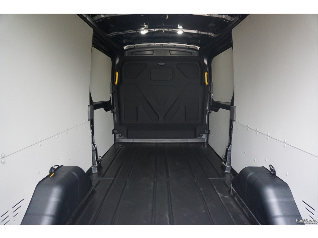 43573104-ford-transit-7