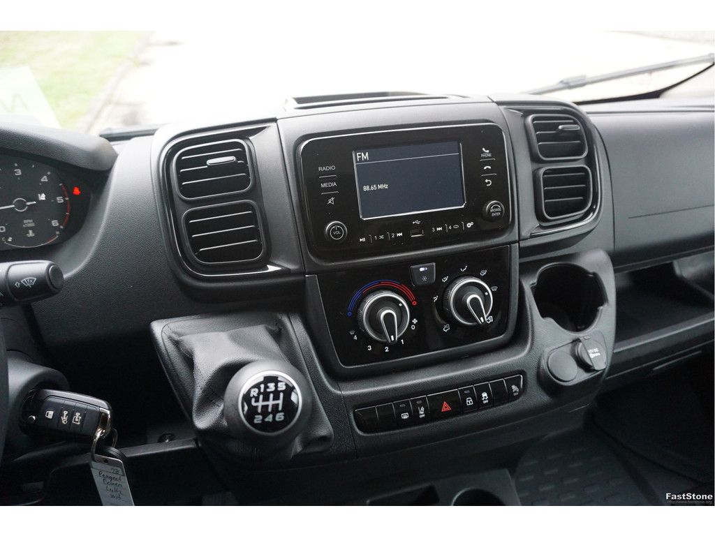 46066499-citroen-jumper-6