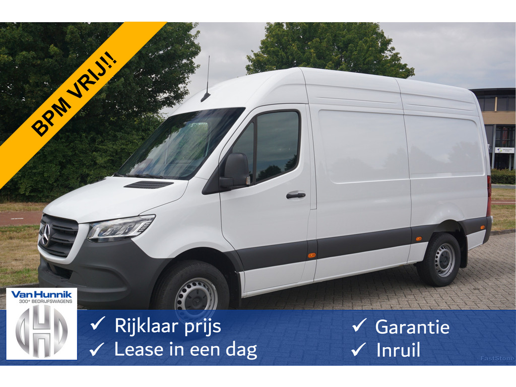 46552960-mercedes-benz-sprinter-1