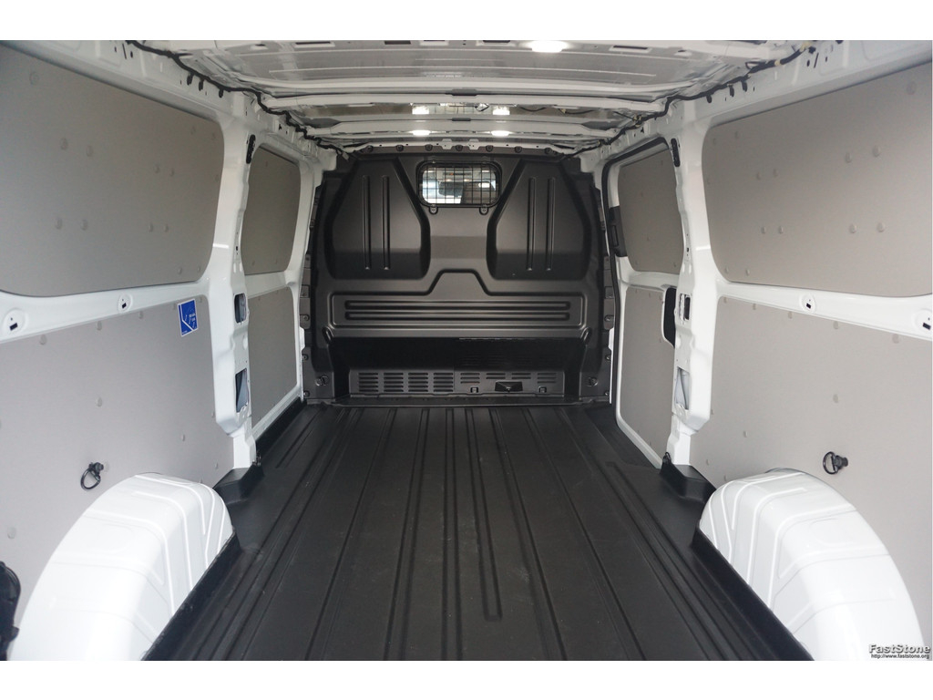 47088143-ford-transit-custom-7