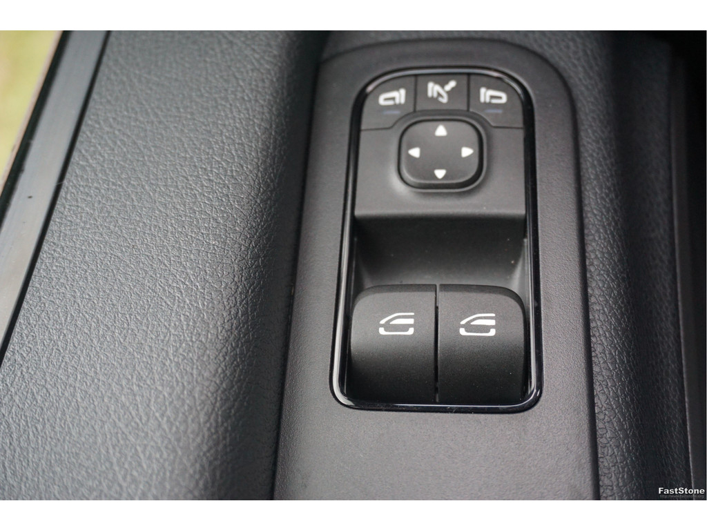 47569390-mercedes-benz-sprinter-18