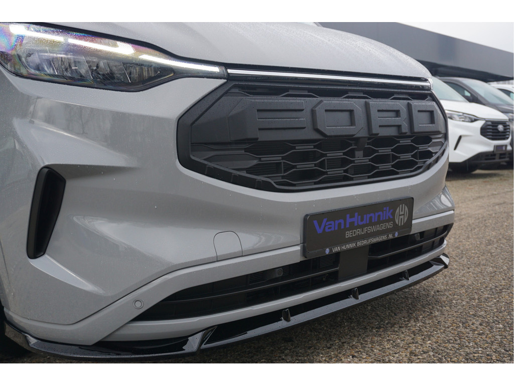 47942094-ford-transit-custom-18