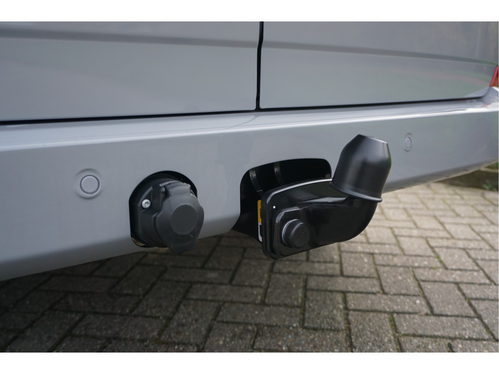 47942166-ford-transit-custom-17