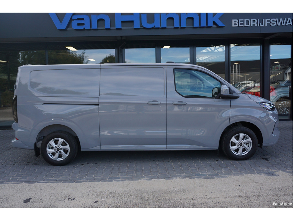 47942166-ford-transit-custom-5