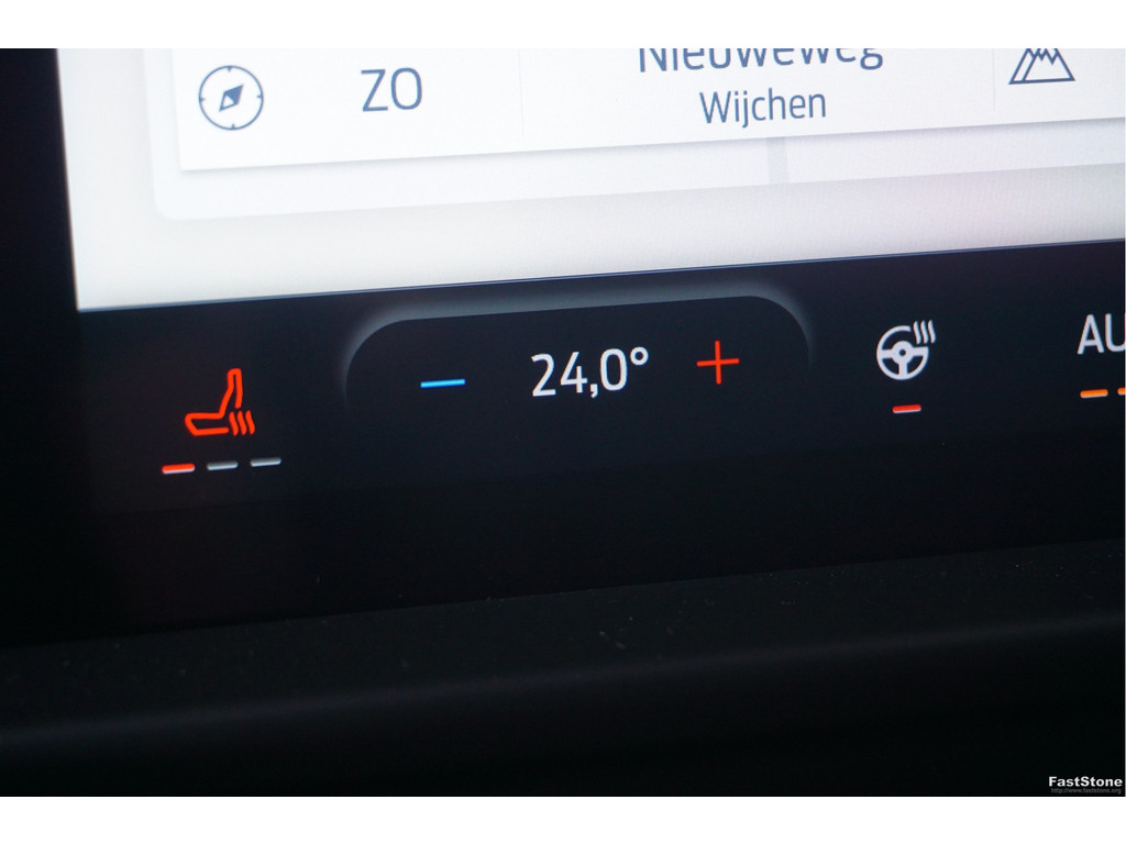 47942334-ford-transit-custom-14