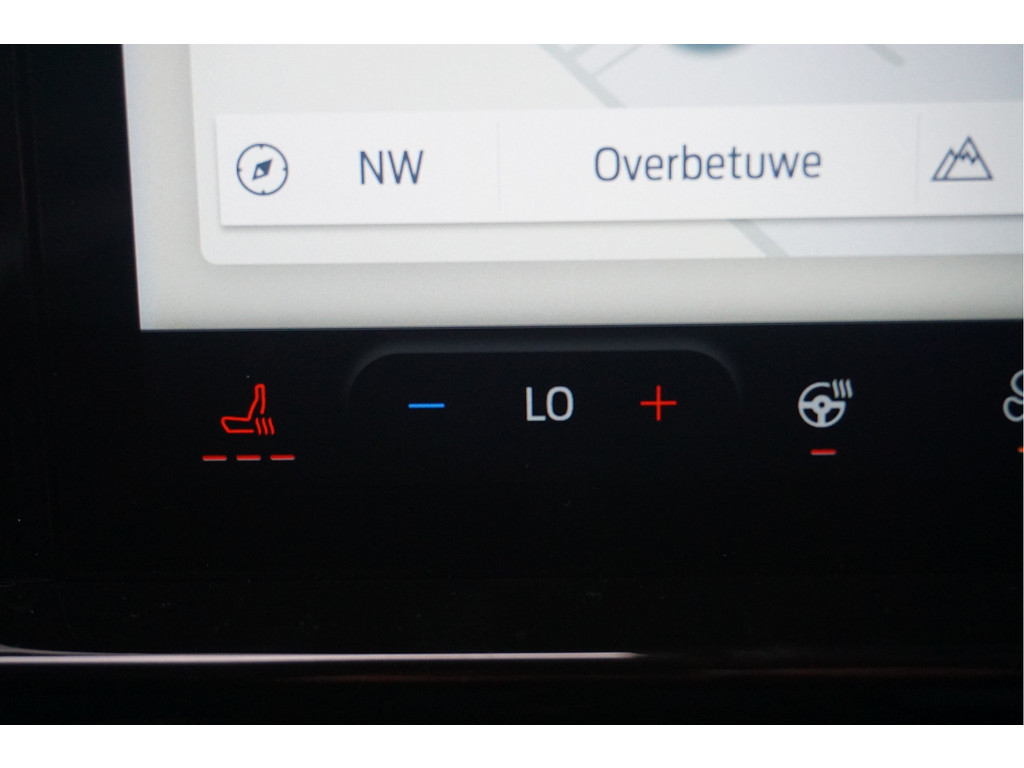 47964539-ford-transit-custom-14