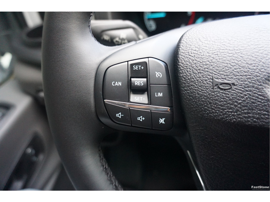 47983528-ford-transit-13