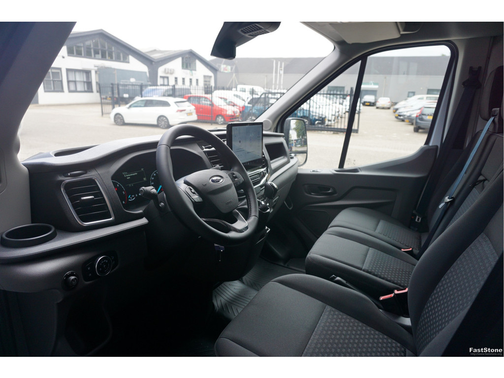 47983528-ford-transit-9