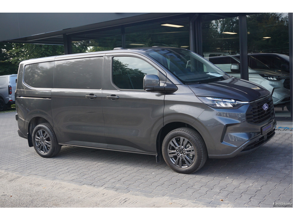 48124989-ford-transit-custom-6