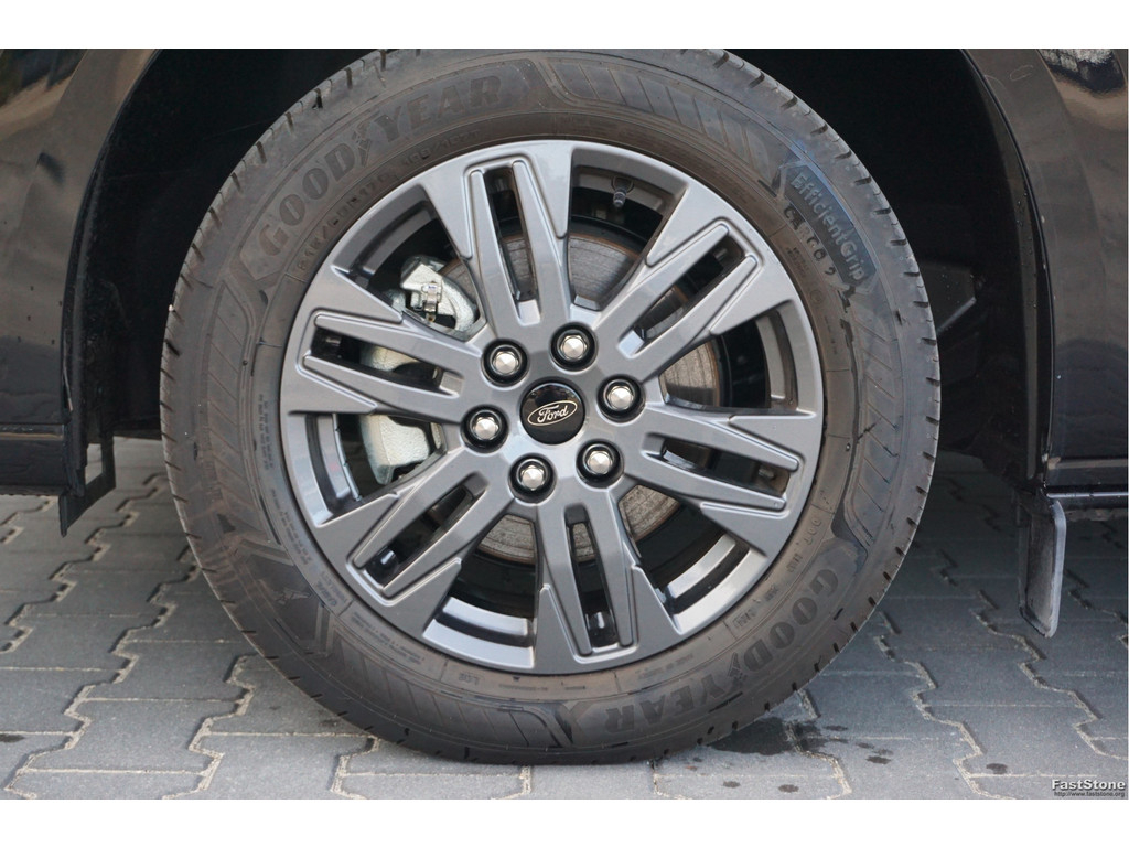 48125009-ford-transit-custom-21