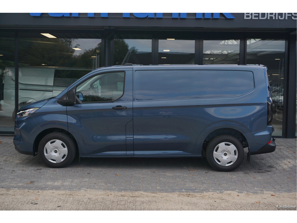 48250545-ford-transit-custom-2