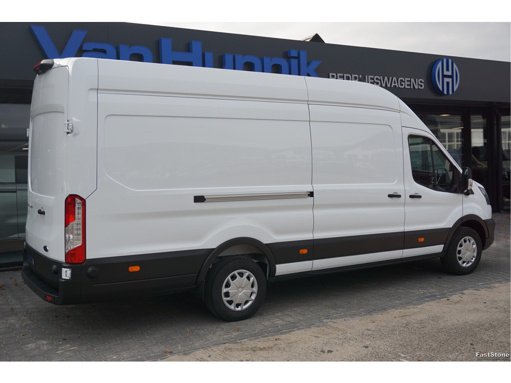 48400511-ford-transit-5