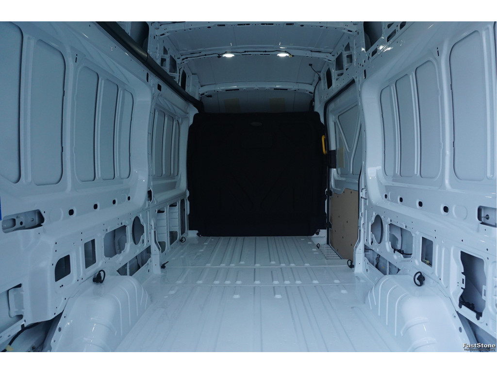 48404406-ford-transit-8