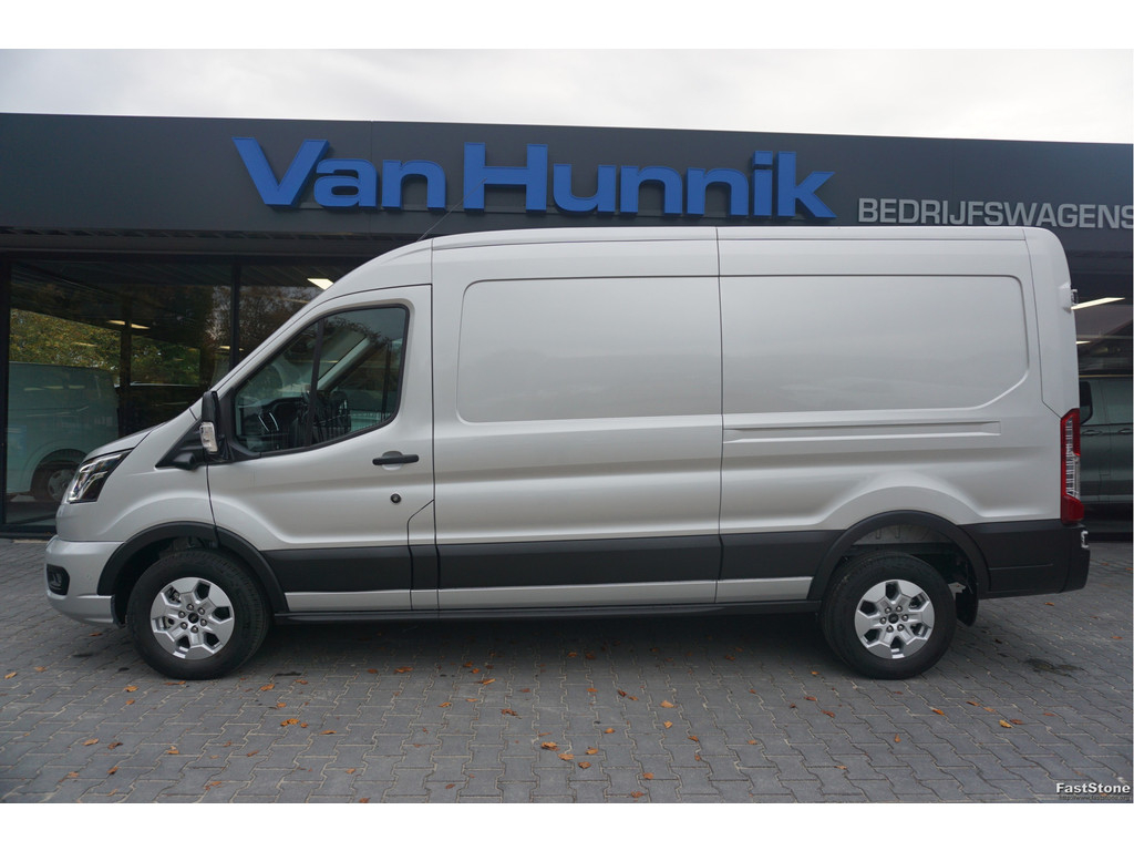 48910016-ford-transit-2