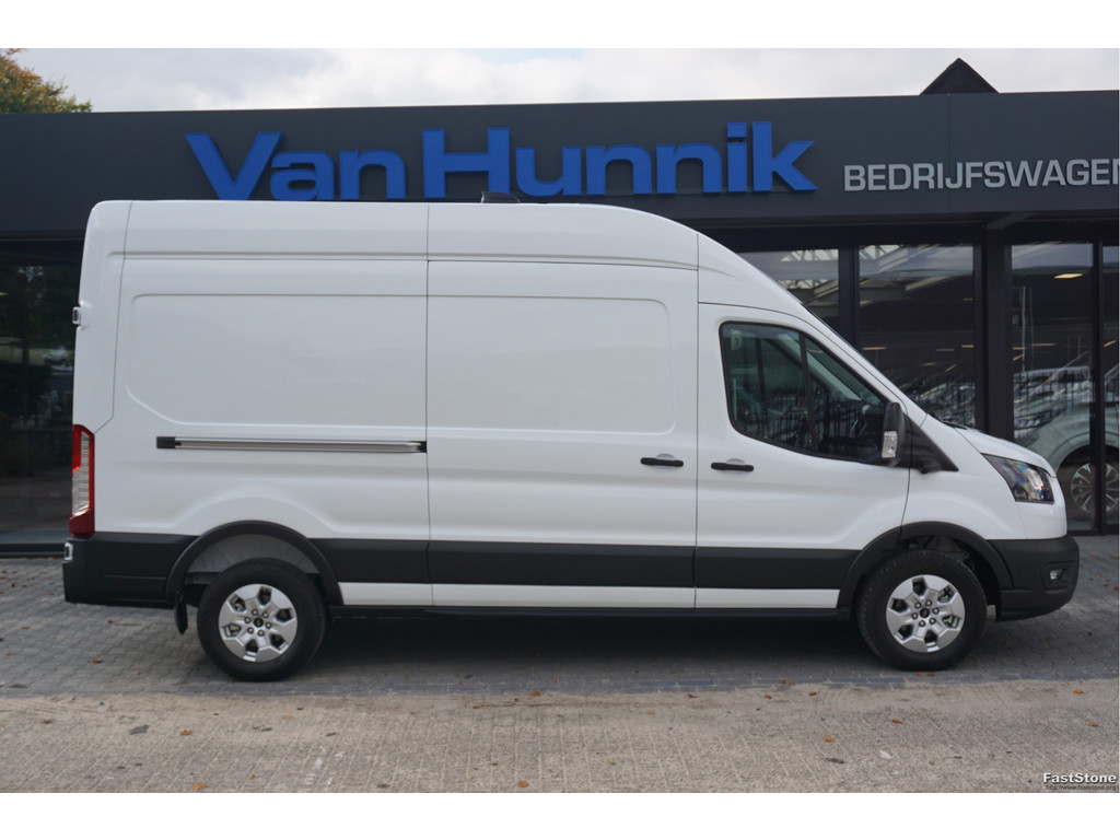 48948063-ford-transit-5
