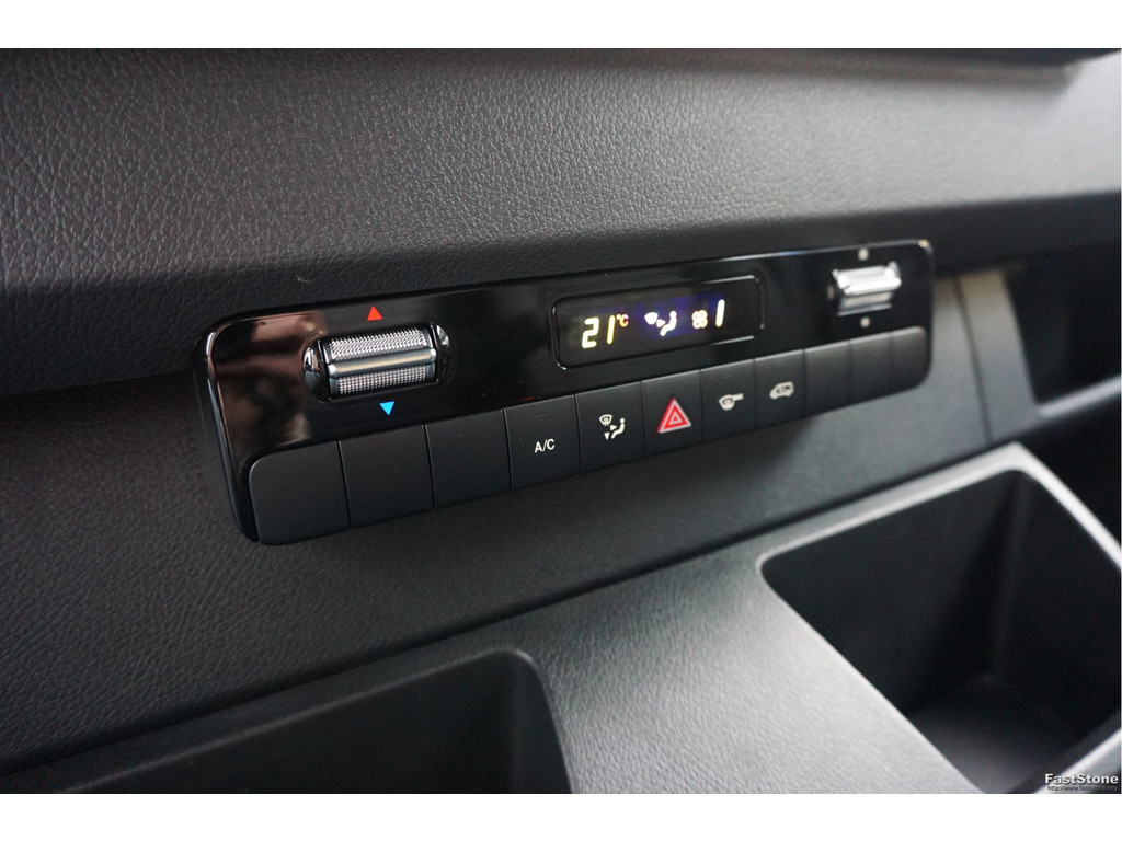 48971959-mercedes-benz-sprinter-15