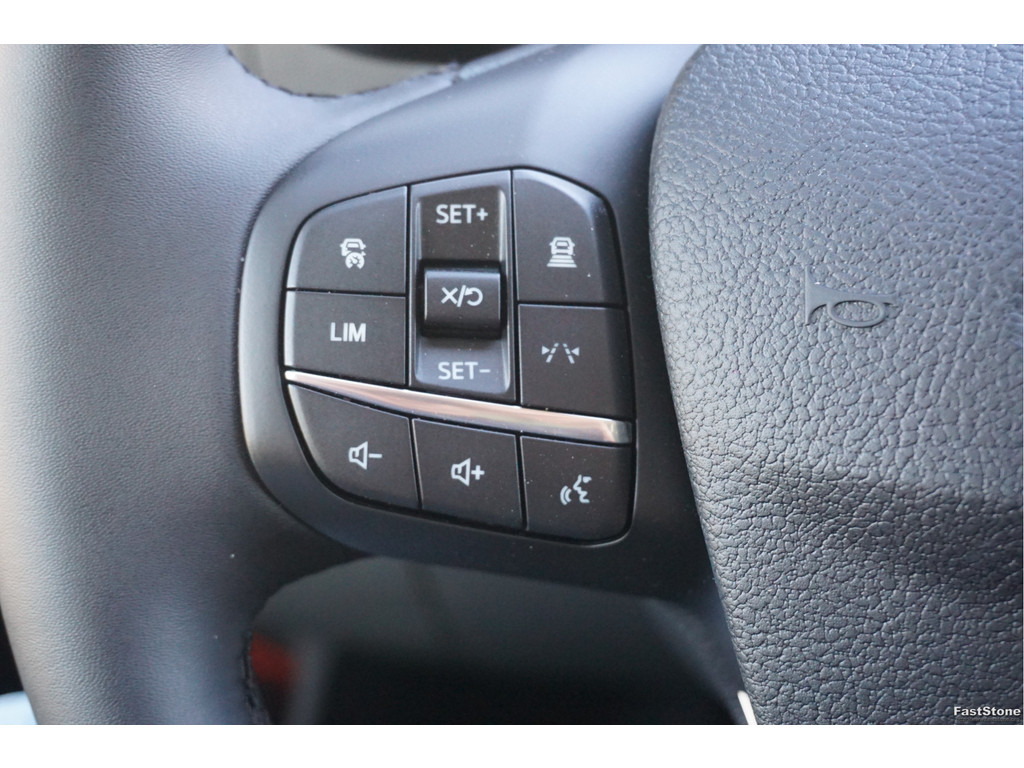 49177068-ford-transit-17