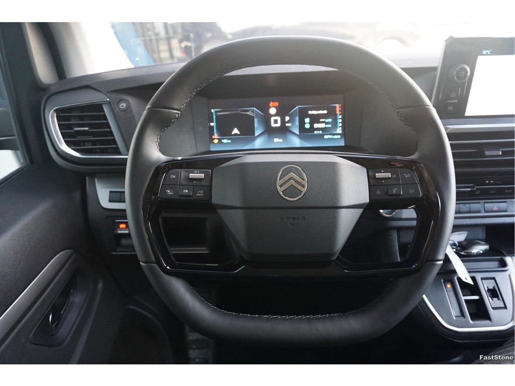 49984814-citroen-jumpy-10