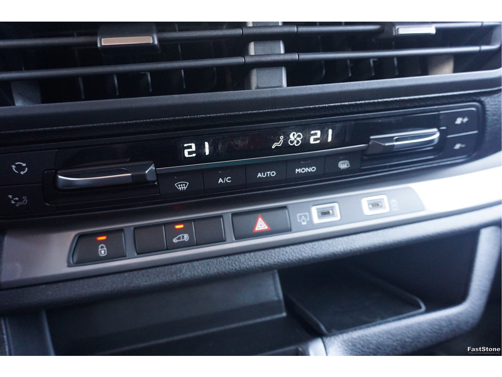 49984814-citroen-jumpy-14