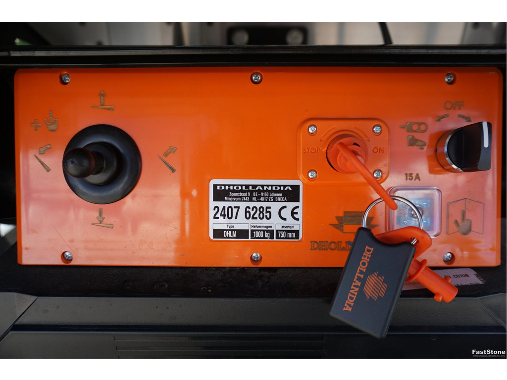 50041058-ford-transit-9