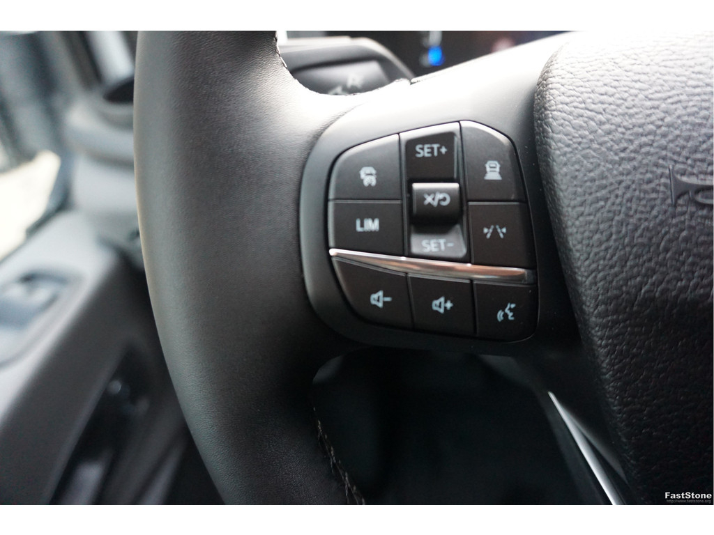 50189809-ford-transit-14