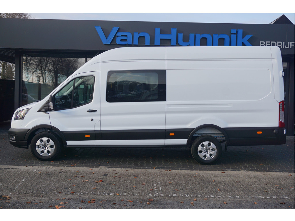 50189809-ford-transit-2